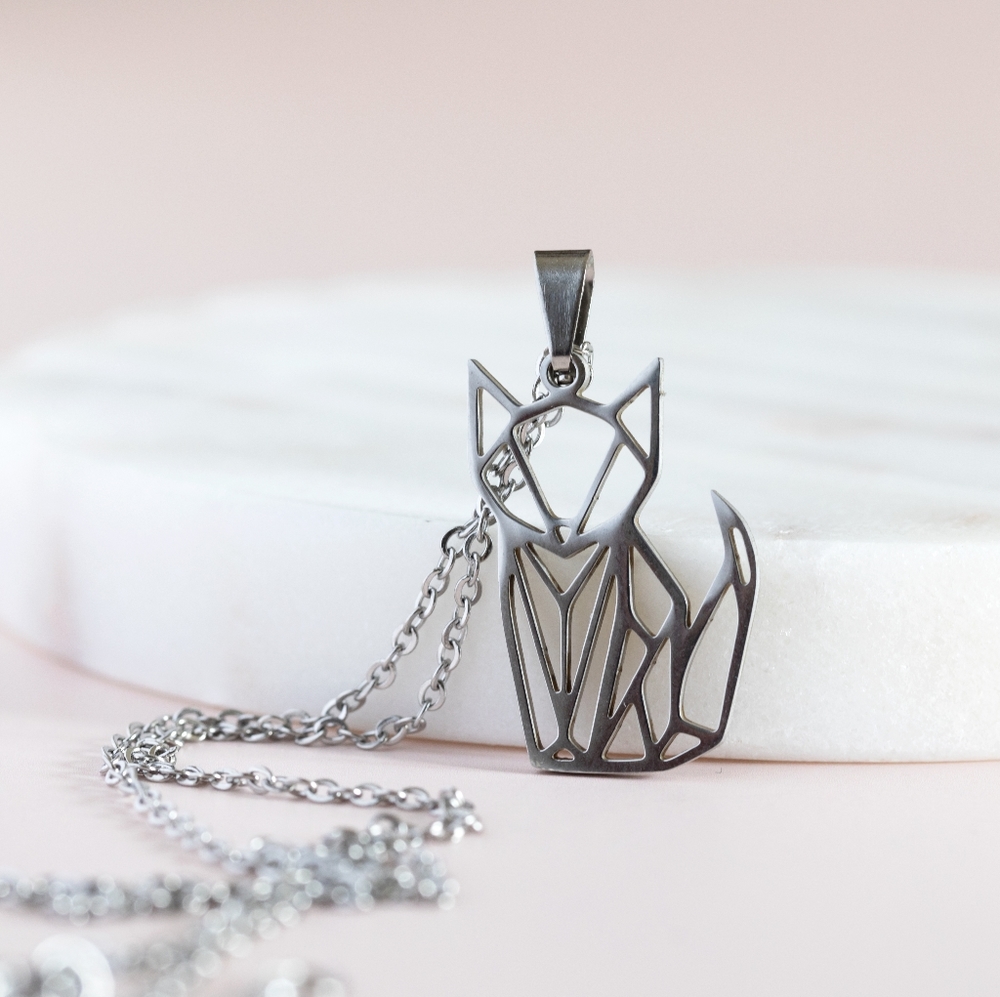 🔹️Sale🔹️2/$30 - Geometric Cat Necklace - Only 1 left! - Picture 5 of 8
